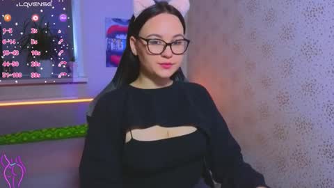 EsterPlayful online show from 30, 9, 2025