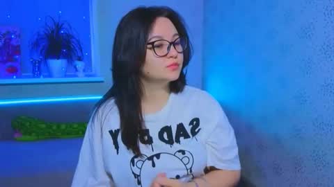 EsterPlayful online show from 12, 11, 2025