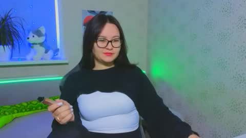 EsterPlayful online show from 14, 12, 2025