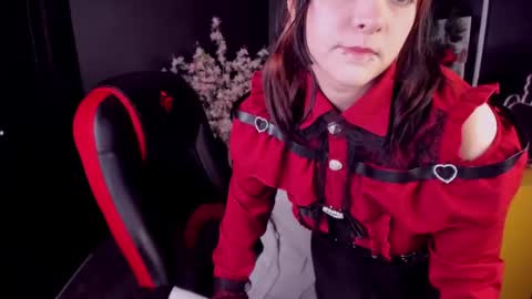 Ester  online show from 7, 5, 2026