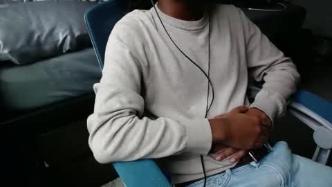 94Bottles online show from 28, 10, 2025