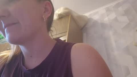 Snapshot of estrellawalters chatting on 1, 5, 2026 estrellawalters online show from 1, 5, 2026
