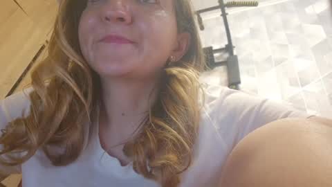 Snapshot of estrellawalters chatting on 27, 5, 2026 estrellawalters online show from 27, 5, 2026