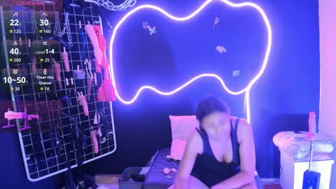 Snapshot of estudiooro509 chatting on 6, 10, 2025 Cloe and Megan online show from 6, 10, 2025