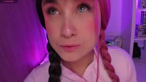 Snapshot of eternalmuse chatting on 2, 10, 2025 eternalmuse online show from 2, 10, 2025