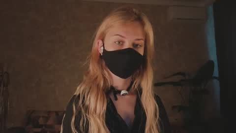 Snapshot of eternalophelia chatting on 15, 5, 2026 Sophia online show from 15, 5, 2026