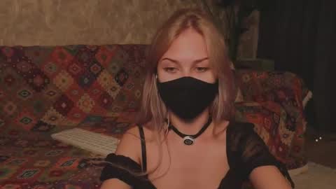 Snapshot of eternalophelia chatting on 27, 5, 2026 Sophia online show from 27, 5, 2026