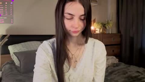 Snapshot of eternity_is_endless chatting on 8, 11, 2025 Mary online show from 8, 11, 2025