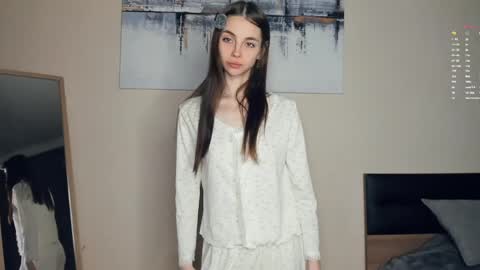 Snapshot of eternity_is_endless chatting on 24, 4, 2026 Mary online show from 24, 4, 2026