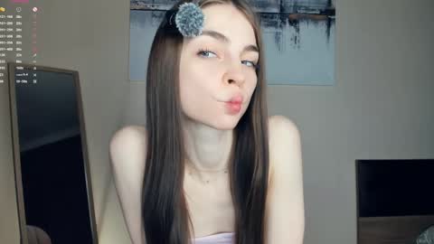 Snapshot of eternity_is_endless chatting on 27, 4, 2026 Mary online show from 27, 4, 2026
