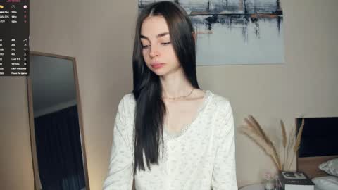 Snapshot of eternity_is_endless chatting on 31, 5, 2026 Mary online show from 31, 5, 2026