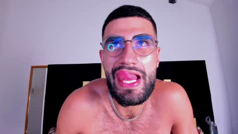 Ethan online show from 4, 2, 2025