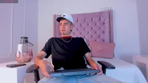 Ethan online show from 22, 11, 2025