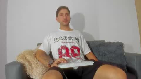 Snapshot of ethan_mullers1 chatting on 8, 2, 2025 Ethan Muller online show from 8, 2, 2025