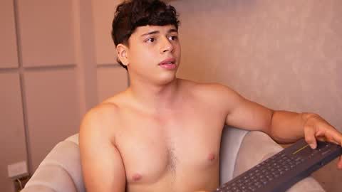 ethan_occonor online show from 13, 5, 2026
