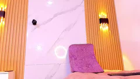 ethan_thouse online show from 6, 11, 2025