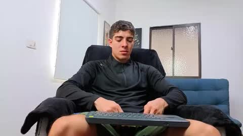 ethangreey1 online show from 10, 2, 2026