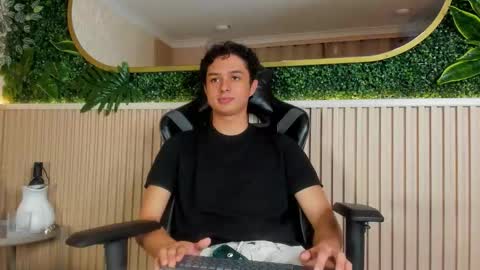 Snapshot of ethanlowell chatting on 10, 2, 2026 ethanlowell online show from 10, 2, 2026