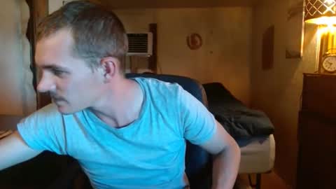 Snapshot of ethansteelexxx2 chatting on 26, 5, 2026 ethansteelexxx2 online show from 26, 5, 2026