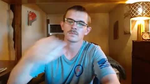 Snapshot of ethansteelexxx2 chatting on 31, 5, 2026 ethansteelexxx2 online show from 31, 5, 2026