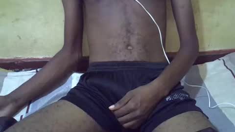 Snapshot of etrar_largedick chatting on 10, 2, 2025 etrar_largedick online show from 10, 2, 2025