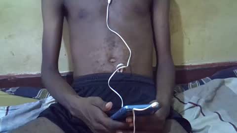 Snapshot of etrar_largedick chatting on 13, 2, 2025 etrar_largedick online show from 13, 2, 2025