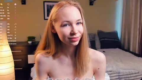 Snapshot of eugeniabrainard chatting on 28, 2, 2025 Kira and Kamila online show from 28, 2, 2025