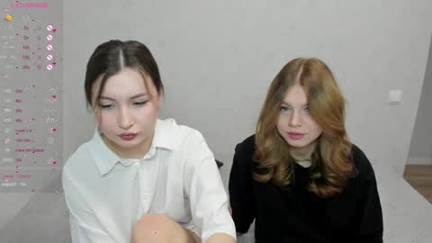 Snapshot of eumomino chatting on 26, 2, 2025 Veronica Tiia Lilith left to right online show from 26, 2, 2025