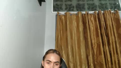 Snapshot of euniceariella21 chatting on 10, 2, 2025 YELLA online show from 10, 2, 2025