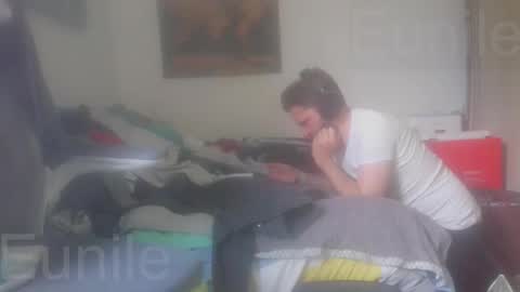 eunile online show from 14, 5, 2026