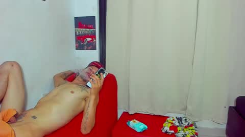 Snapshot of euphoriaparty chatting on 8, 4, 2026 andres carlos and sexy girl Valentina and Poala online show from 8, 4, 2026