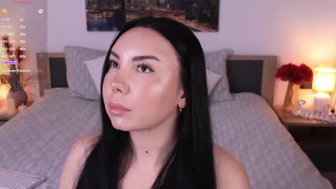 Snapshot of eva__si chatting on 8, 11, 2025 Eva online show from 8, 11, 2025