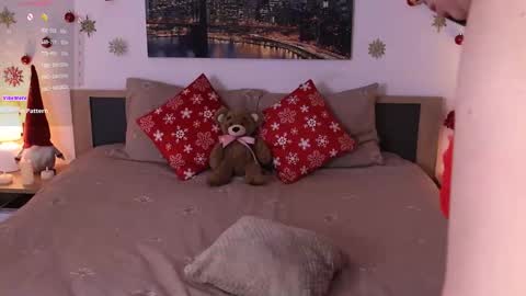 Snapshot of eva__si chatting on 18, 12, 2025 Eva online show from 18, 12, 2025