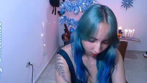 Iris Smile  independent model online show from 7, 12, 2024
