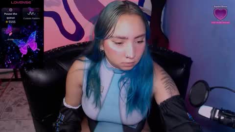 Iris Smile  independent model online show from 28, 9, 2025