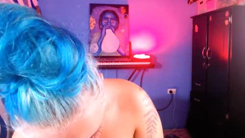 Iris Smile  independent model online show from 12, 5, 2026