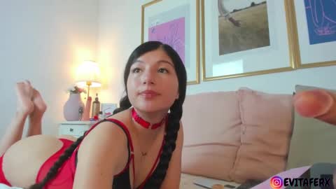 Evaa Depp online show from 23, 9, 2025