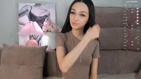 Snapshot of eva_doncray chatting on 20, 2, 2025 Eva online show from 20, 2, 2025