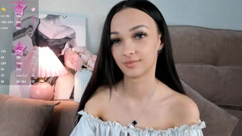 Snapshot of eva_doncray chatting on 7, 3, 2025 Eva online show from 7, 3, 2025