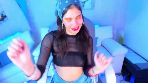 eva_hells online show from 23, 10, 2025