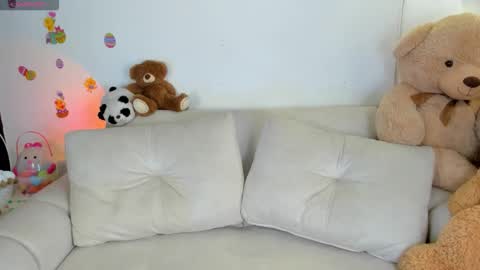 Eva   online show from 31, 3, 2026