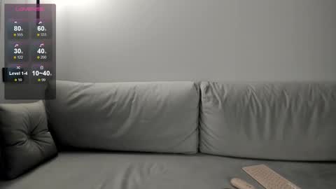 Snapshot of eva_loveme chatting on 13, 10, 2025 Eva online show from 13, 10, 2025