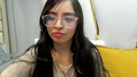 Snapshot of eva_macalliter chatting on 9, 3, 2025 Angelinne online show from 9, 3, 2025