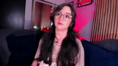 Angelinne online show from 7, 5, 2026