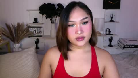 Queen Eva Mazikeen online show from 19, 12, 2025