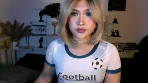 Queen Eva Mazikeen online show from 14, 5, 2026