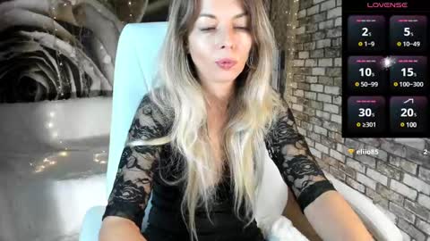 Snapshot of eva_melow chatting on 14, 12, 2024 Eva online show from 14, 12, 2024