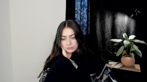 eva_monn online show from 18, 12, 2024