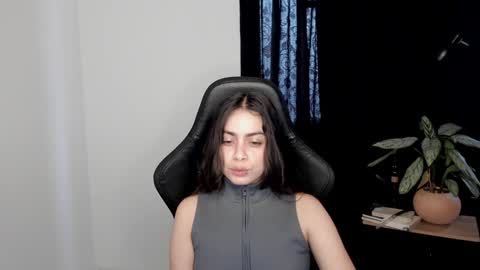 eva_monn online show from 24, 12, 2024