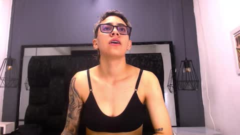 Eva cute online show from 10, 1, 2026